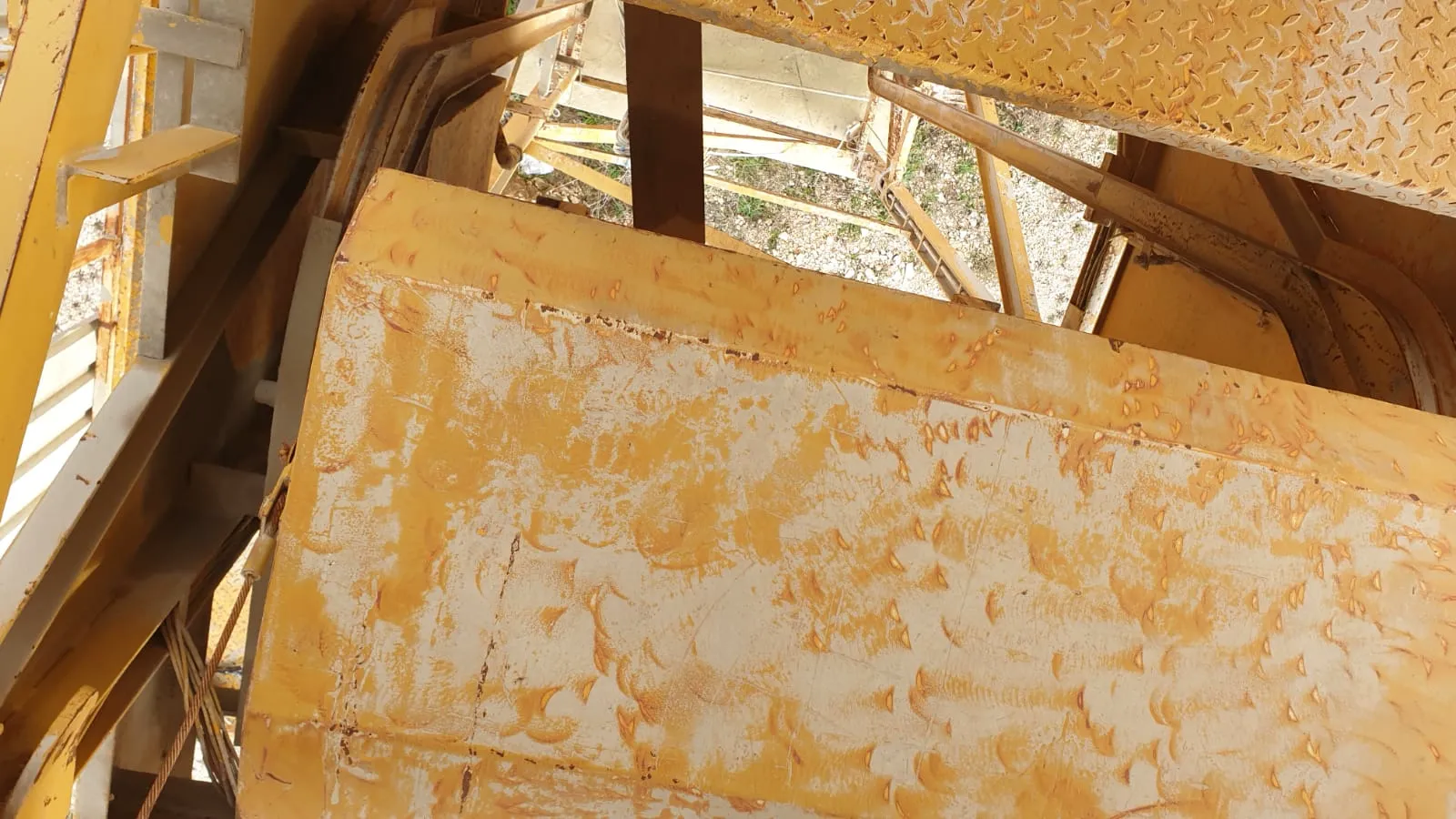 ELBA EMC 38 kompaktna – unutrašnjost miješaće posude